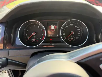 VW Golf GTI Performance 2014 — 230 ch, boîte manuelle sportive, blanc immaculé — Miniature 11