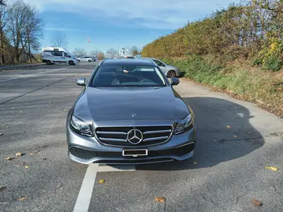 Mercedes-Benz E 200 Avantgarde — Break premium 184 ch, services inclus jusqu'à 100 000 km — Seitenansicht