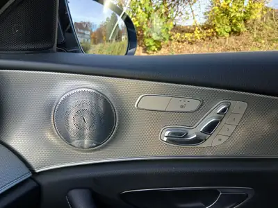 Mercedes-Benz E 200 Avantgarde — Break premium 184 ch, services inclus jusqu'à 100 000 km — Miniatur 10