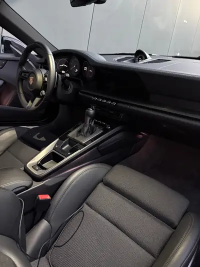 Porsche 911 4.0 GT3 Touring PDK — Légendaire sportive, 18 300 km, garantie constructeur — dashboard