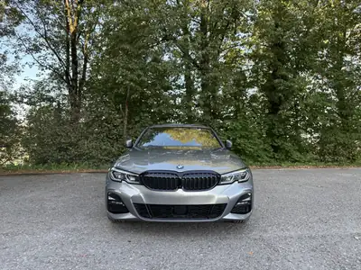BMW 320d xDrive Touring — Break diesel hybride, 68 000 km seulement — fianco