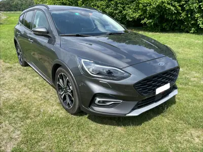 Ford Focus 2.0 EcoBlue 150 Active — Break diesel économe, sans sinistre — exterior view