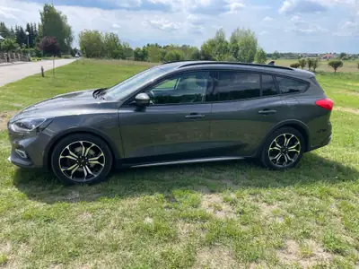 Ford Focus 2.0 EcoBlue 150 Active — Break diesel économe, sans sinistre — rear view