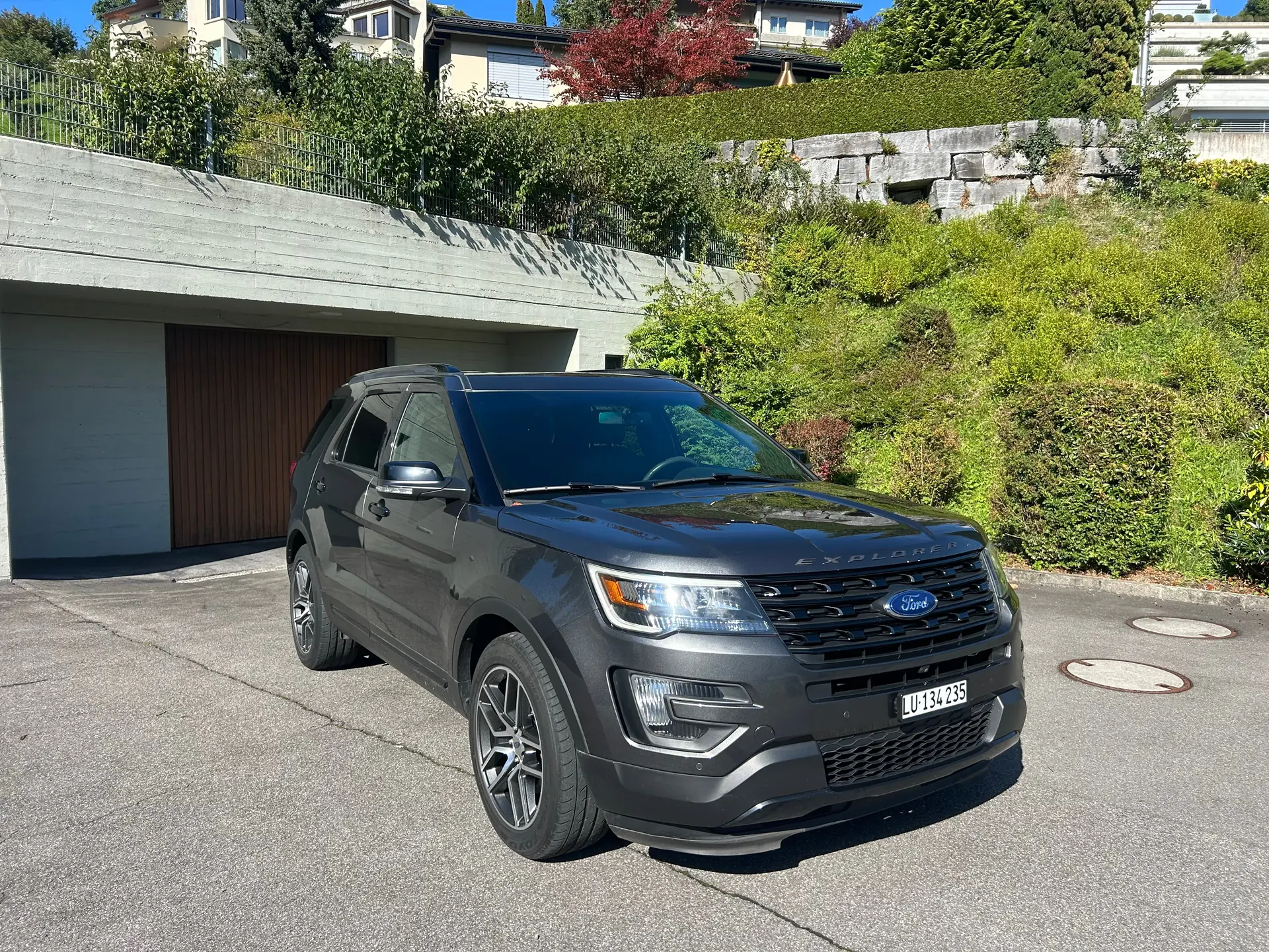 Ford Explorer 2015 occasion Adligenswil — 1