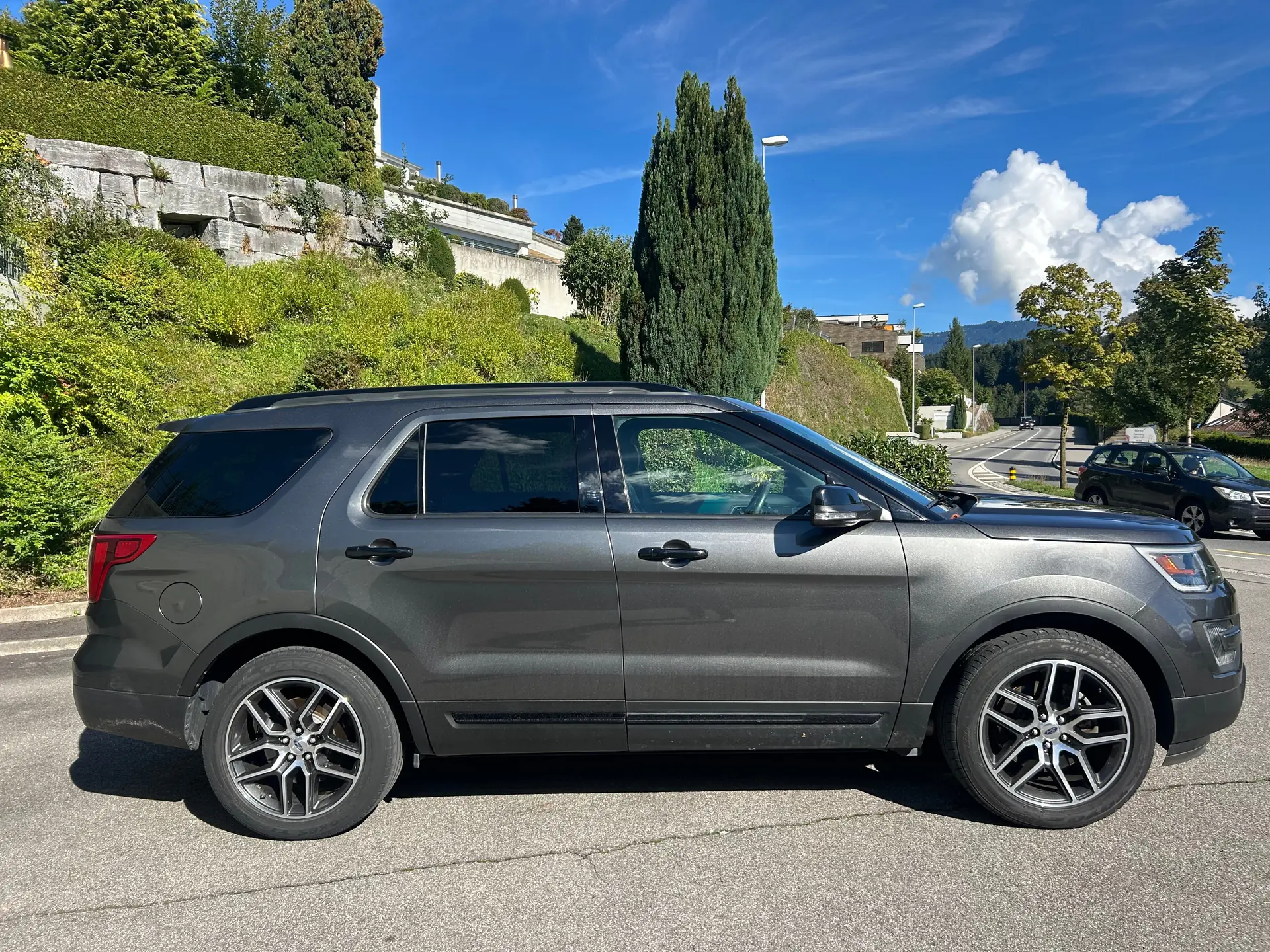 Ford Explorer 2015 occasion Adligenswil — 2