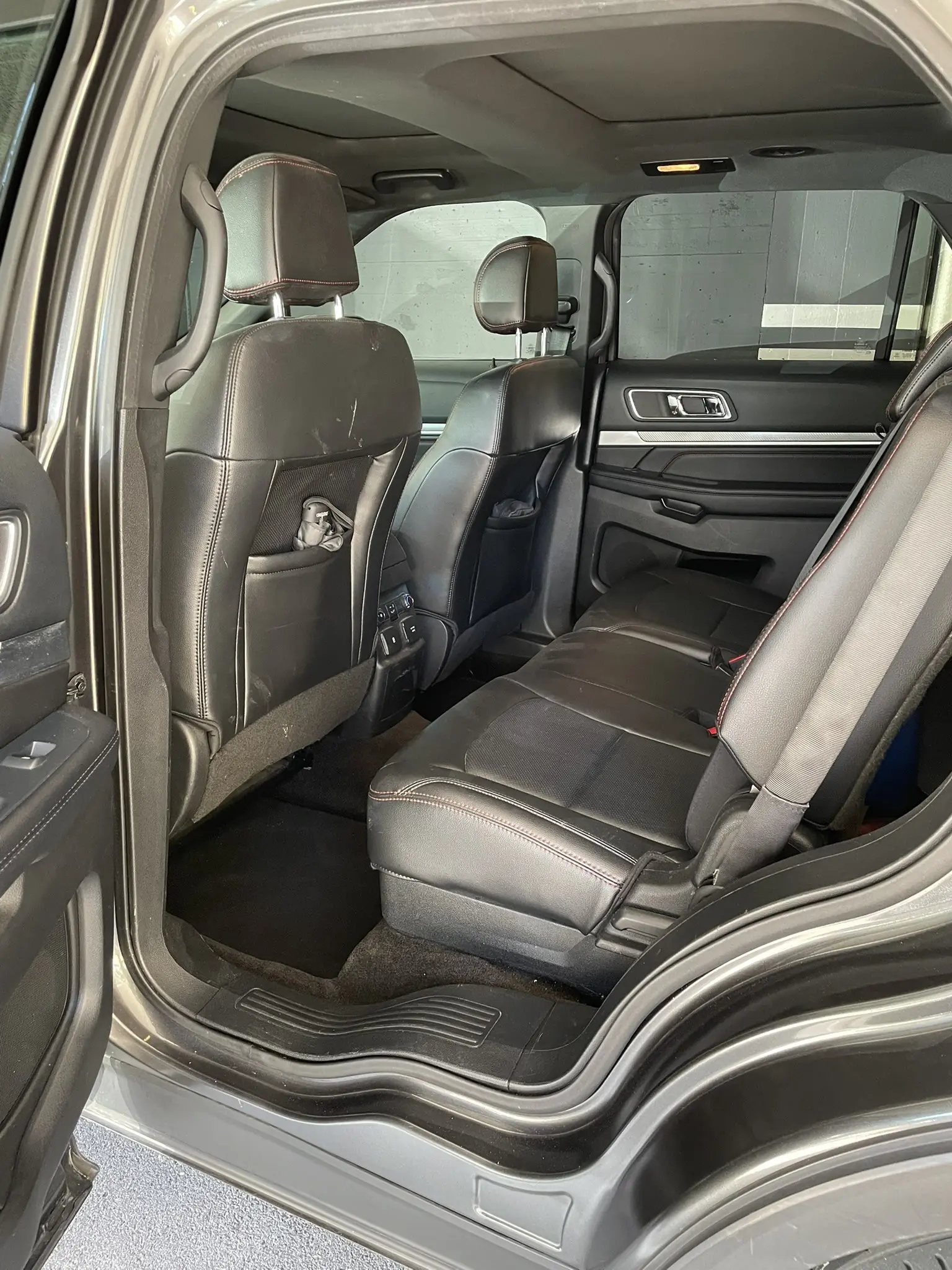 Ford Explorer 2015 occasion Adligenswil — 4
