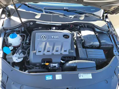 VW Passat 2.0 TDI 140 Variant — Break diesel fiable, entretien complet — detail