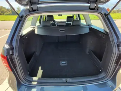 VW Passat 2.0 TDI 140 Variant — Break diesel fiable, entretien complet — Thumbnail 10