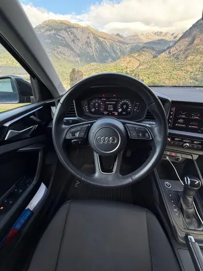 Audi A1 1.0 30 TFSI — Citadine urbaine compacte, seulement 37'000 km — Armaturenbrett