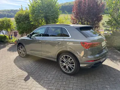 Audi Q3 S line 40 TFSI quattro — SUV compact premium, 79'500 km, très bien entretenu — rear view