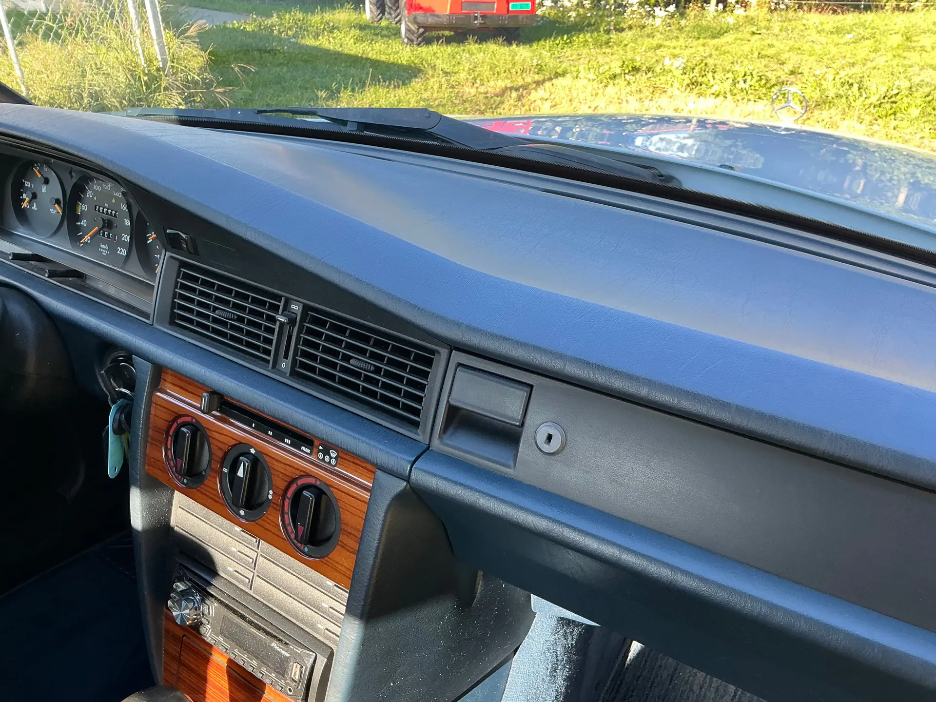 Mercedes-Benz 190 1992 occasion Vesin — 5
