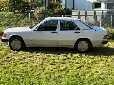Mercedes-Benz 190 E 1.8 — Berline classique 1992, état impeccable, expertise vétéran — Thumbnail 14