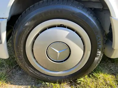 Mercedes-Benz 190 E 1.8 — Berline classique 1992, état impeccable, expertise vétéran — Thumbnail 20