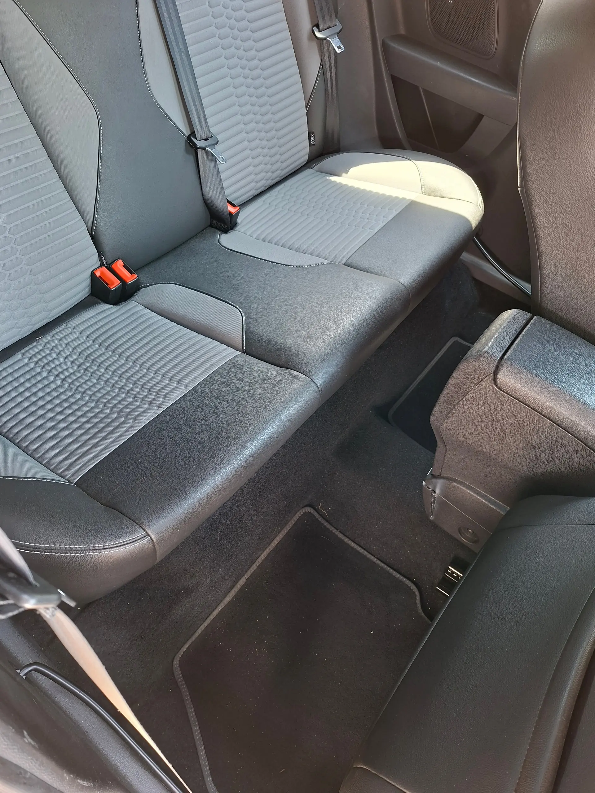 Ford Fiesta 2014 occasion Rechthalten — 5