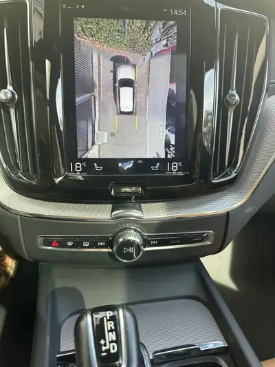 Volvo XC60 2.0 D4 Inscription AWD — SUV premium diesel, 97'000 km, traction intégrale — intérieur