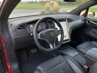 Tesla Model X Raven Performance Ludicrous — 795 ch, électrique intégral, excellent état — Seitenansicht