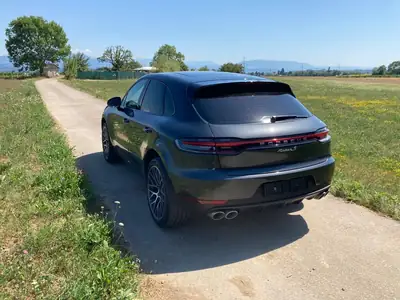 Porsche Macan 3.0 V6 S — SUV sportif 353 ch, toutes routes, entretien suivi — fianco