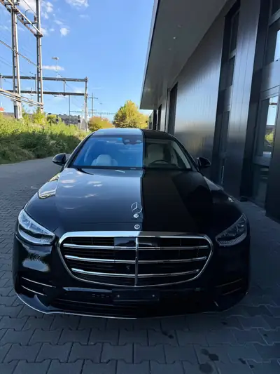 Mercedes-Benz S 500 L AMG Line 4Matic — Berline de luxe hybride avec garantie constructeur jusqu'à 2028 — exterior view