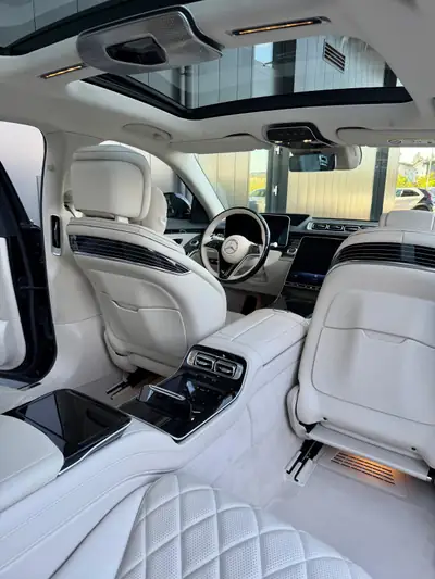 Mercedes-Benz S 500 L AMG Line 4Matic — Berline de luxe hybride avec garantie constructeur jusqu'à 2028 — detail
