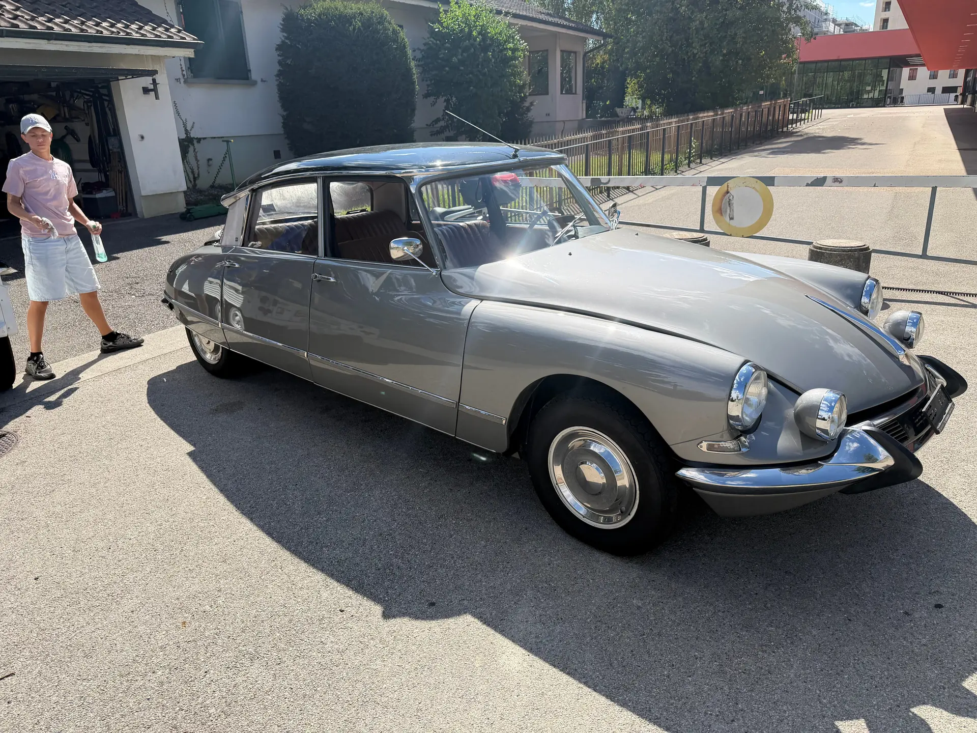 Citroën DS 21 Pallas 1967 — Icône française d'exception, seulement 48'500 km