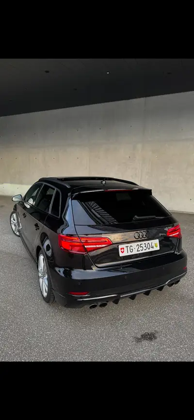 Audi S3 2.0 T FSI Quattro S-Tronic — Berline sportive 310 ch, faible kilométrage — detail