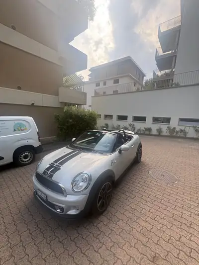 MINI Roadster 1.6i Cooper S — Cabriolet sportif 2-places, 184 ch dynamiques — vista posteriore