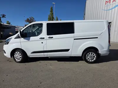 Ford Transit Custom 2.0 TDCi 170 — Utilitaire premium automatique, révision complète — Innenraum