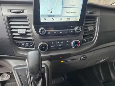 Ford Transit Custom 2.0 TDCi 170 — Utilitaire premium automatique, révision complète — Miniatur 9
