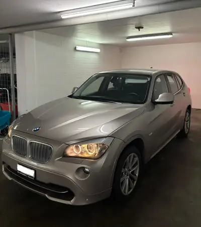 BMW X1 23d xDrive — SUV compact diesel performant, 136 000 km, sans sinistre — vista esterna