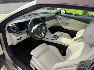 Mercedes-Benz E 400 Avantgarde 4Matic — Cabriolet élégant, 49 000 km, motorisation 333 ch — Miniature 8