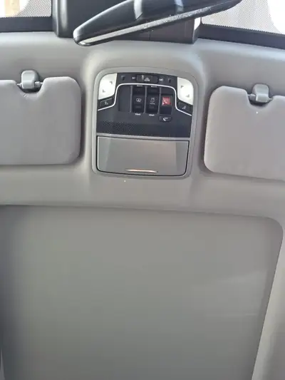 Honda CR-V 1.5 i-VTEC Executive 4WD — SUV fiable 4x4, intérieur premium noir — cruscotto