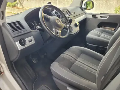 VW T5 Multivan ED25 — Camping-car familial 7 places avec équipements premium — Armaturenbrett