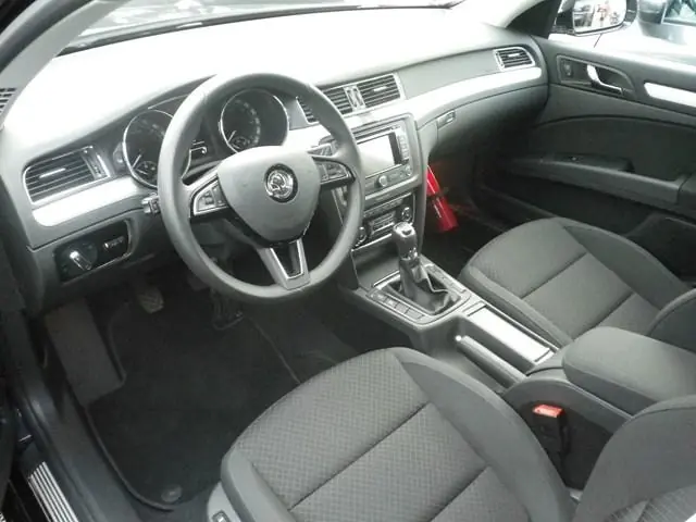 Skoda Superb 2013 occasion Neuchâtel — 4