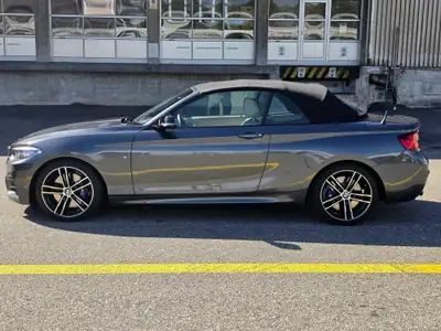 BMW M240i xDrive Cabriolet — Roadster sportif 340 ch, premier propriétaire, état neuf — Armaturenbrett