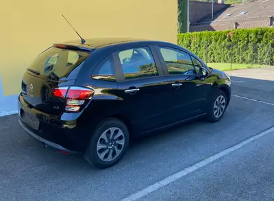Citroën C3 1.2 PureTech Seduction — Citadine fiable, 95'600 km, noir métallisé — fianco