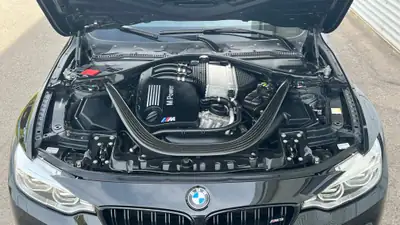 BMW M3 2015 — Berline sportive manuelle, 431 ch et sans sinistre — Miniature 8