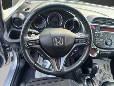 Honda Jazz 1.4i Exclusive CVT — Citadine fiable, entretien à jour, sans sinistre — Miniature 13