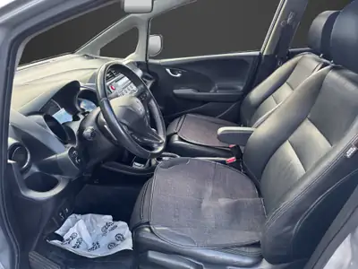 Honda Jazz 1.4i Exclusive CVT — Citadine fiable, entretien à jour, sans sinistre — Miniature 14