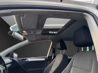 VW Golf 1.4 TSI Highline DSG — Berline polyvalente, moteur efficace et bien équipée — Miniature 13