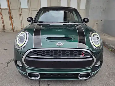 MINI Cooper S Trafalgar 2019 — Sportive compacte verte, 37 500 km seulement — exterior view