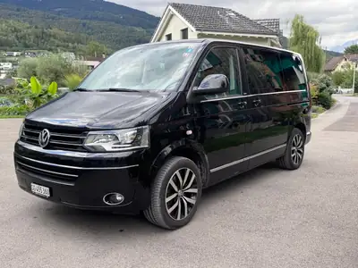 VW T5 2.0 TDI 180 ch — Van premium 7 places, sans sinistre, boîte DSG — vue extérieure