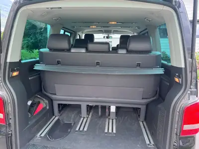 VW T5 2.0 TDI 180 ch — Van premium 7 places, sans sinistre, boîte DSG — détail