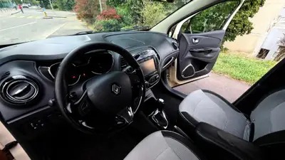 Renault Captur 1.5 dCi Dynamique — SUV compact diesel économe, très bon état — Miniature 10