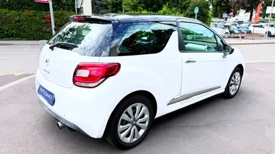 DS3 1.2 VTi Chic — Citadine urbaine élégante, 112'000 km, sans sinistre — Armaturenbrett