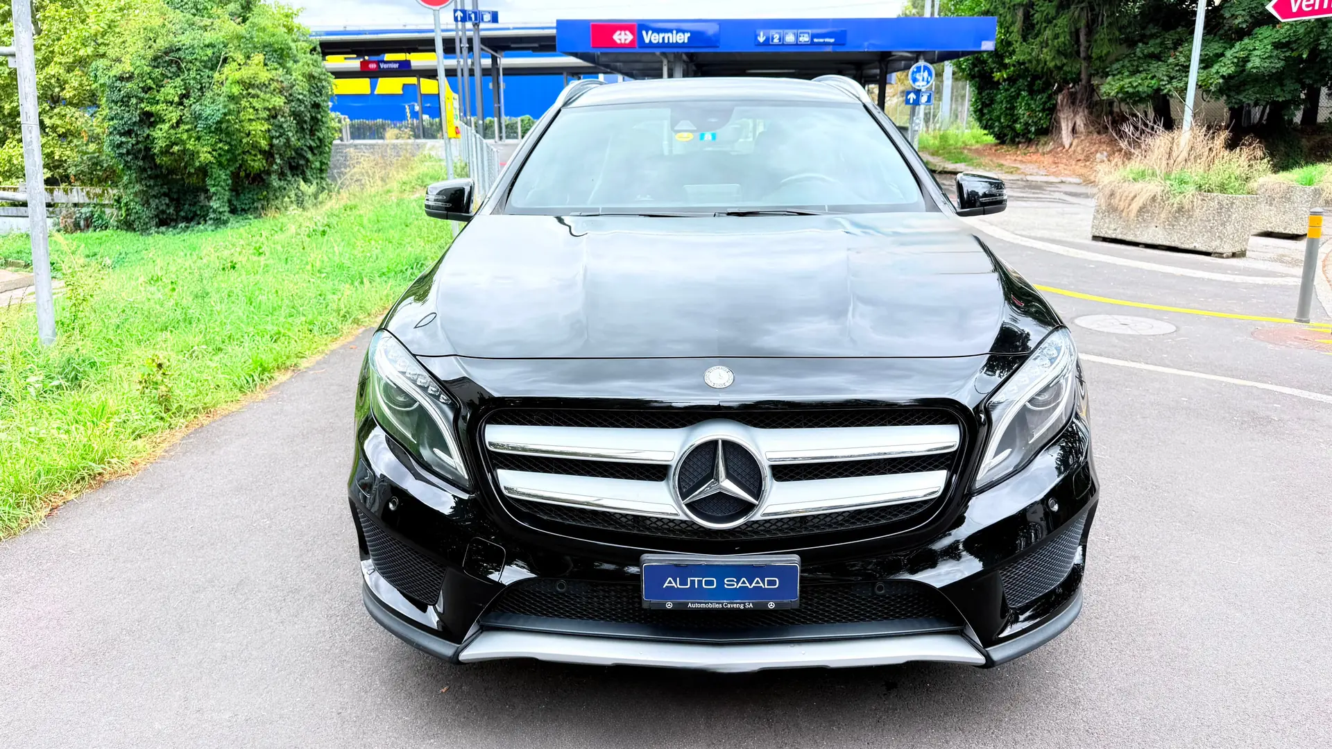 Mercedes-Benz GLA 220 d AMG Line 4Matic — SUV compact diesel, première main, 104'000 km