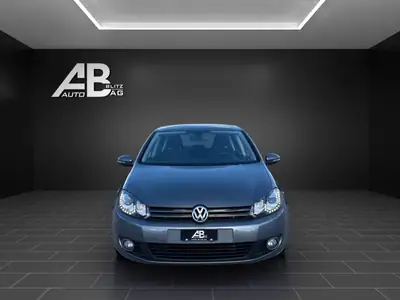 VW Golf 1.4 TSI Team DSG — Compacte dynamique, entretien certifié et sans sinistre — vue extérieure