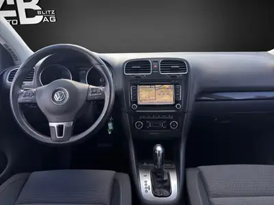 VW Golf 1.4 TSI Team DSG — Compacte dynamique, entretien certifié et sans sinistre — Miniature 11