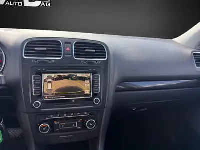 VW Golf 1.4 TSI Team DSG — Compacte dynamique, entretien certifié et sans sinistre — Miniature 12