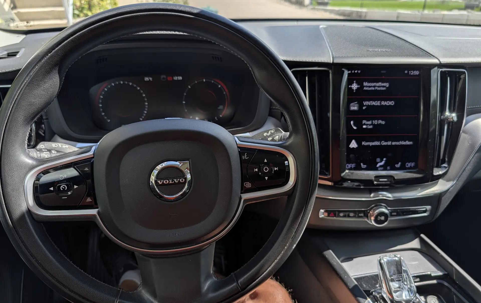 Volvo XC60 2020 occasion Büren SO — 3