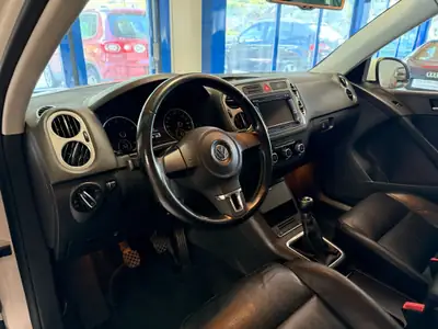 VW Tiguan 1.4 TSI R-Line — SUV compact fiable, sans sinistre, 165'000 km — Miniature 11